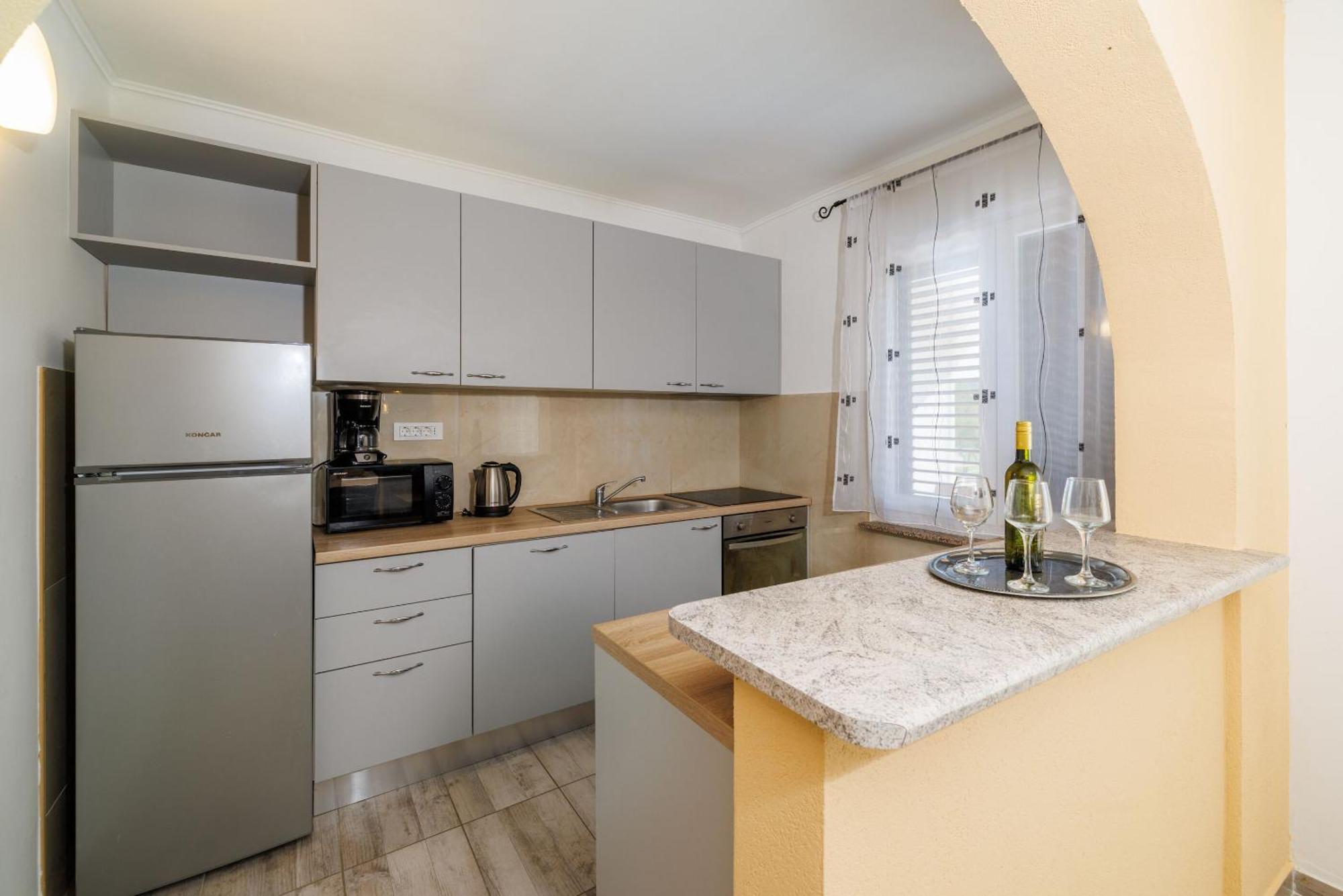 Apartments Danica لوبار المظهر الخارجي الصورة