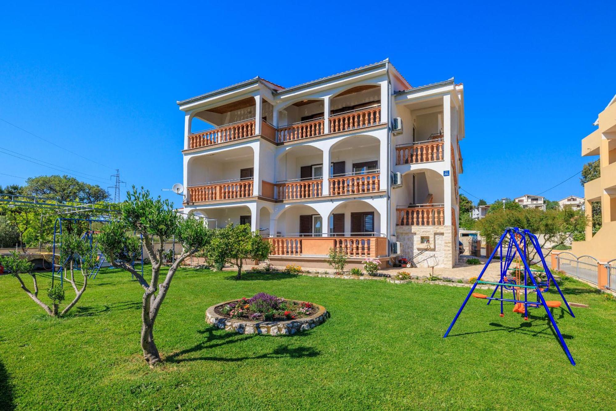 Apartments Danica لوبار المظهر الخارجي الصورة